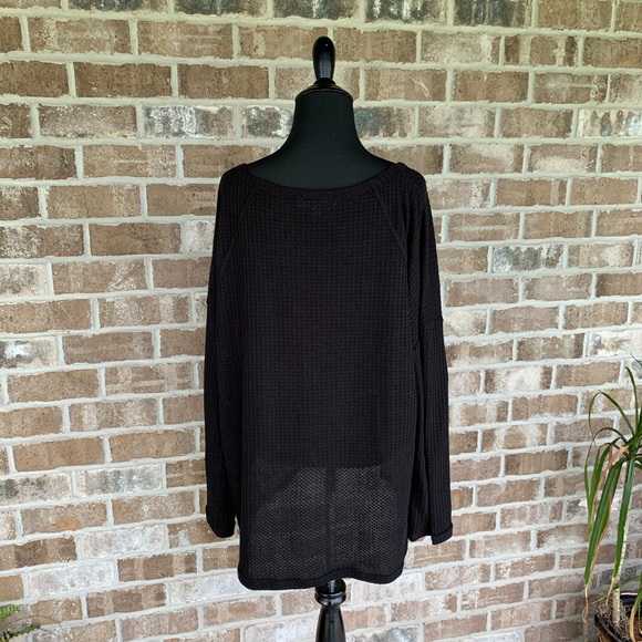 🌵Suzanne Betro Printed Front Waffle Knit Back Top - Picture 4 of 7